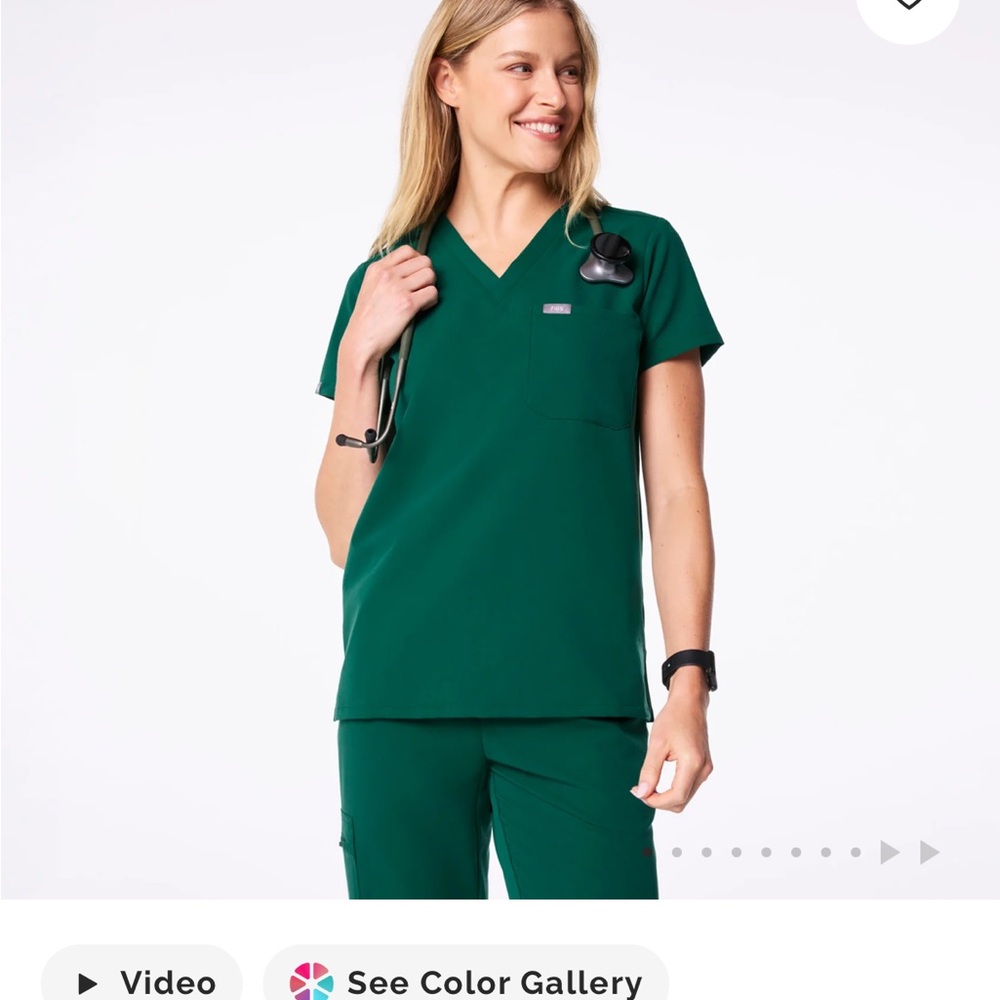 Figs Catarina One Pocket Scrub Top in Hunter Green